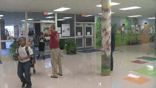 Kids at Centerville Elementary head back to class [upl. by Gitt596]