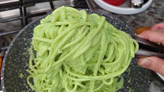 GREEN SPAGHETTI  EASY Mexican Style Green Spaghetti  Spaghetti Verde Recipe [upl. by Naahsar970]