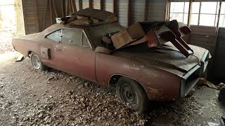 17 classic cars abandoned and recovered [upl. by Tremann]