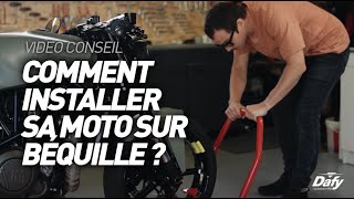 Comment installer sa moto sur béquille [upl. by Linis]