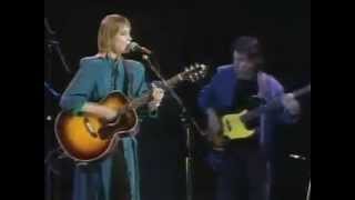 Suzanne Vega Live 1986 [upl. by Yanel]