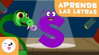 Aprende la letra quotSquot con Sara la Serpiente  El abecedario [upl. by Llehsad]