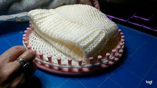 TUTO FACILE BONNET AU TRICOTIN LOOM KNIT HAT [upl. by Willdon611]