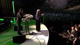 Omar Souleyman quotSalamat Galbi Bidekquot  2013 Nobel Peace Prize Concert [upl. by Eninahs]